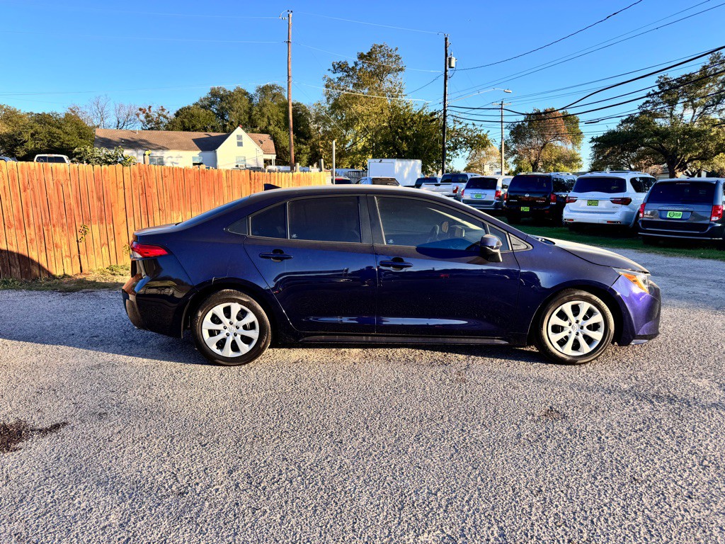 2023 Toyota Corolla Image 3