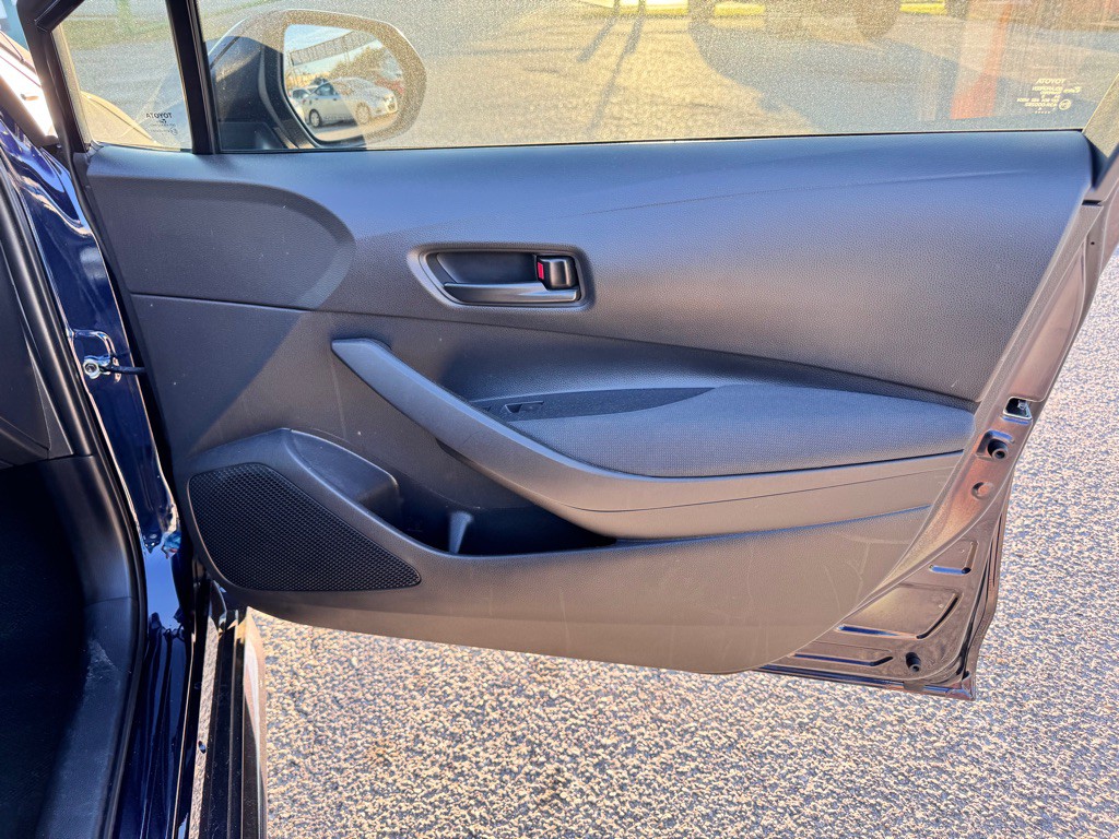 2023 Toyota Corolla Image 17