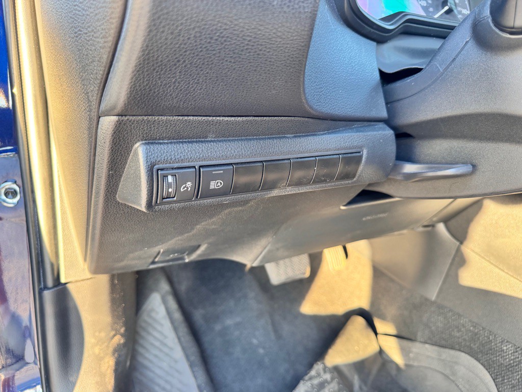 2023 Toyota Corolla Image 25