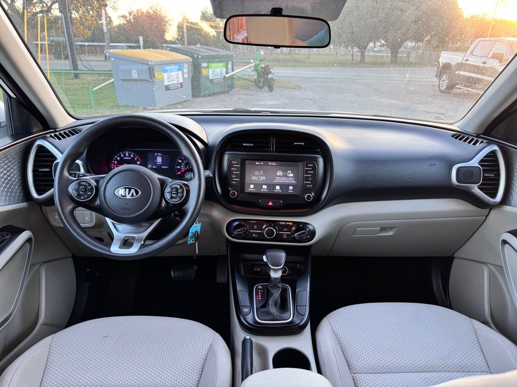 2020 Kia Soul Image 19