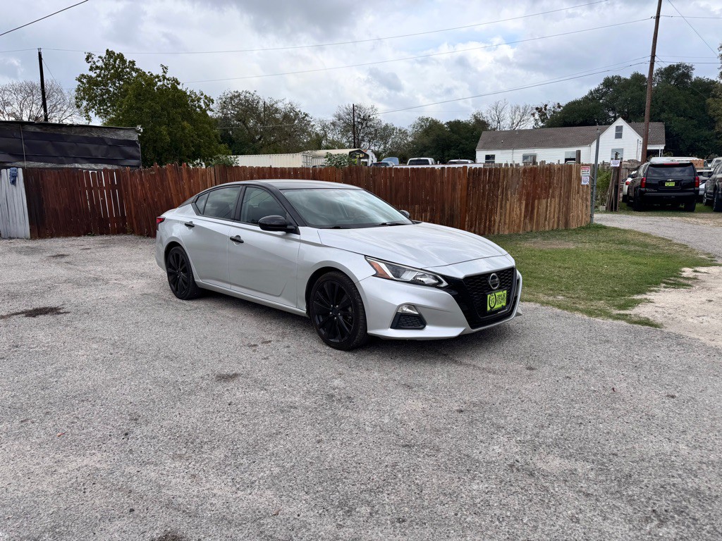 2020 Nissan Altima Image 1
