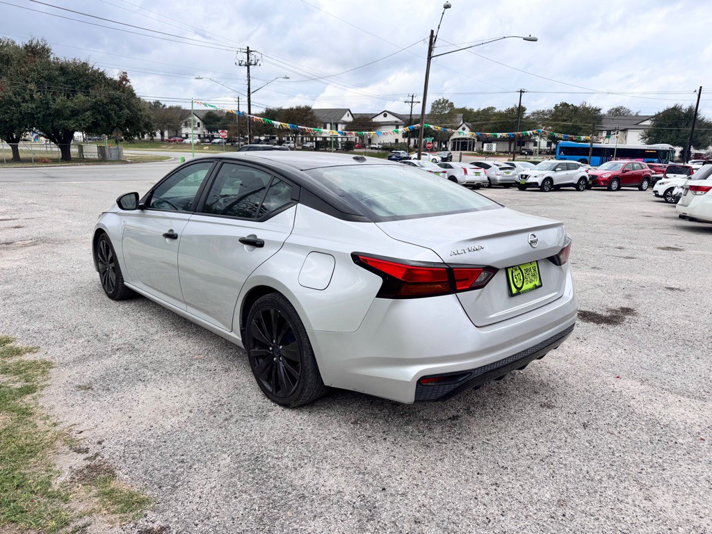 2020 Nissan Altima Image 6