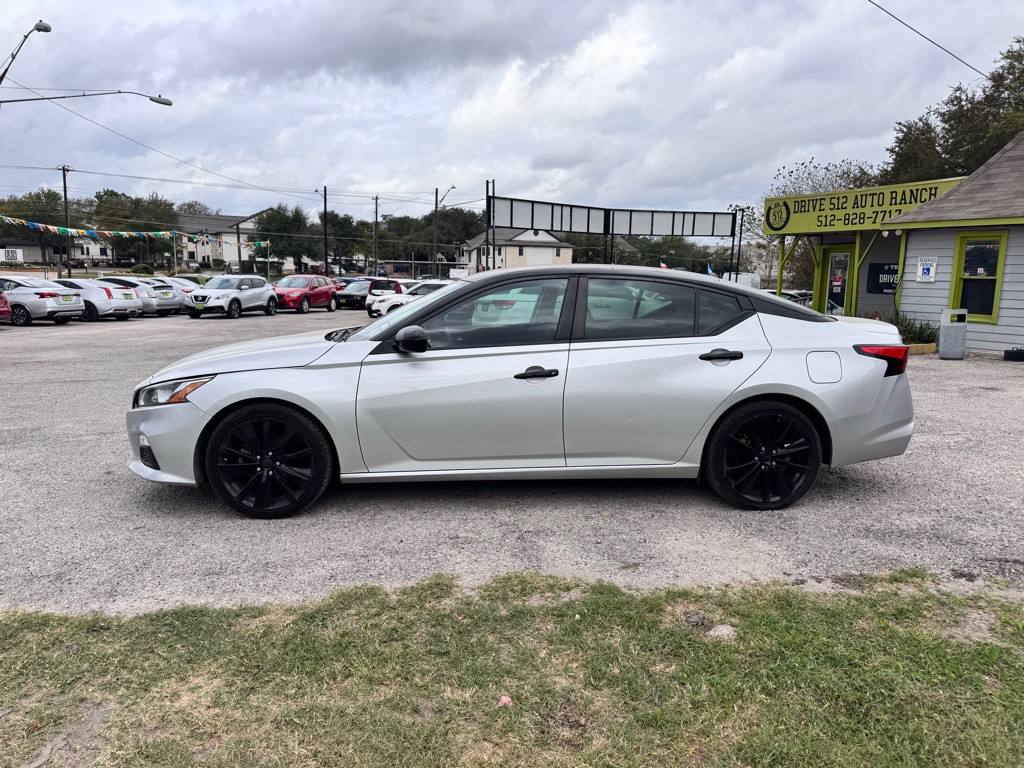 2020 Nissan Altima Image 7