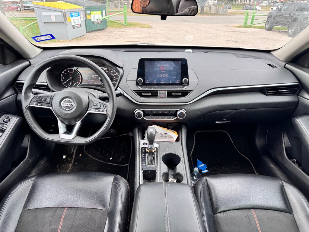 2020 Nissan Altima Image 12