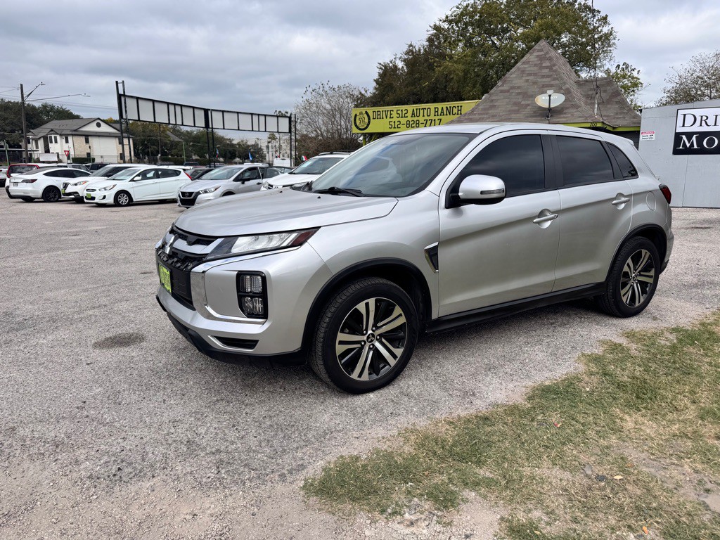 2020 Mitsubishi Outlander Image 8