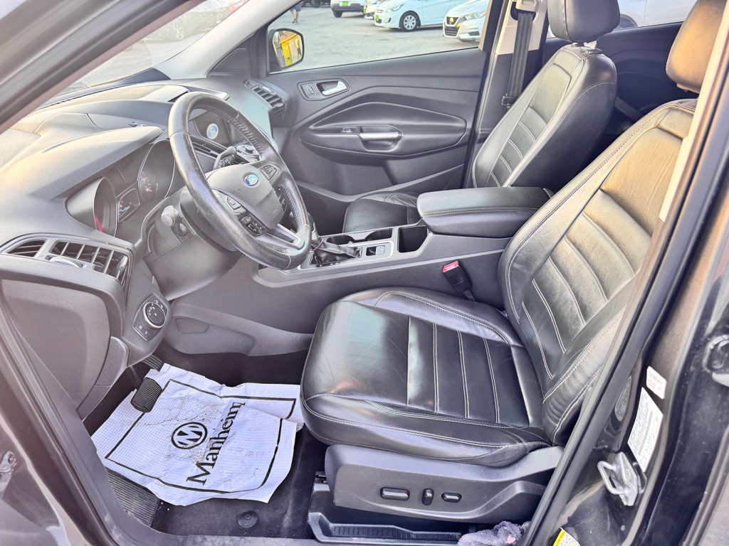 2017 Ford Escape Image 11