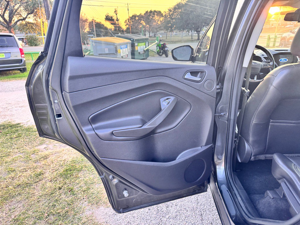 2017 Ford Escape Image 12