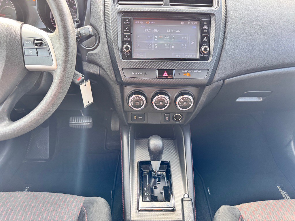 2018 Mitsubishi Outlander Image 22