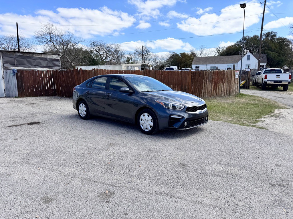 2021 Kia Forte Image 1