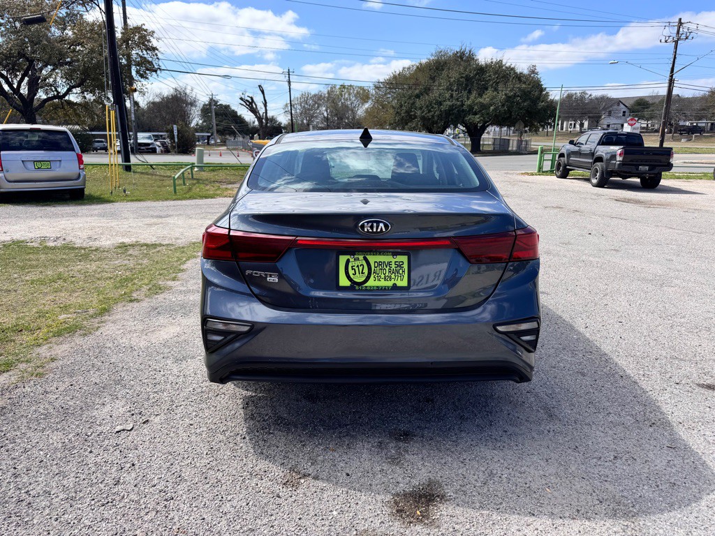 2021 Kia Forte Image 5