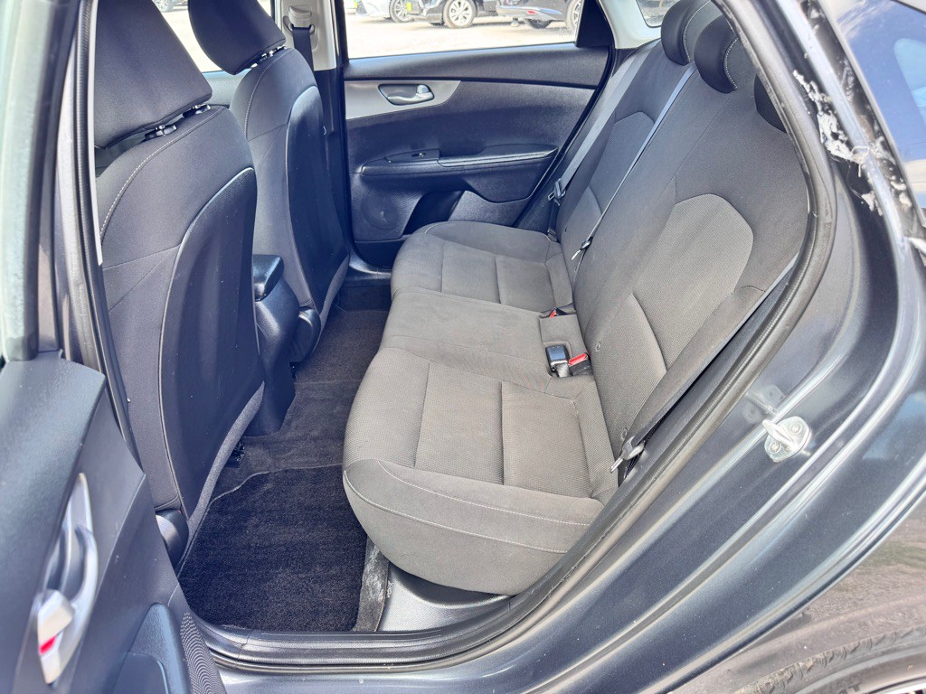 2021 Kia Forte Image 13