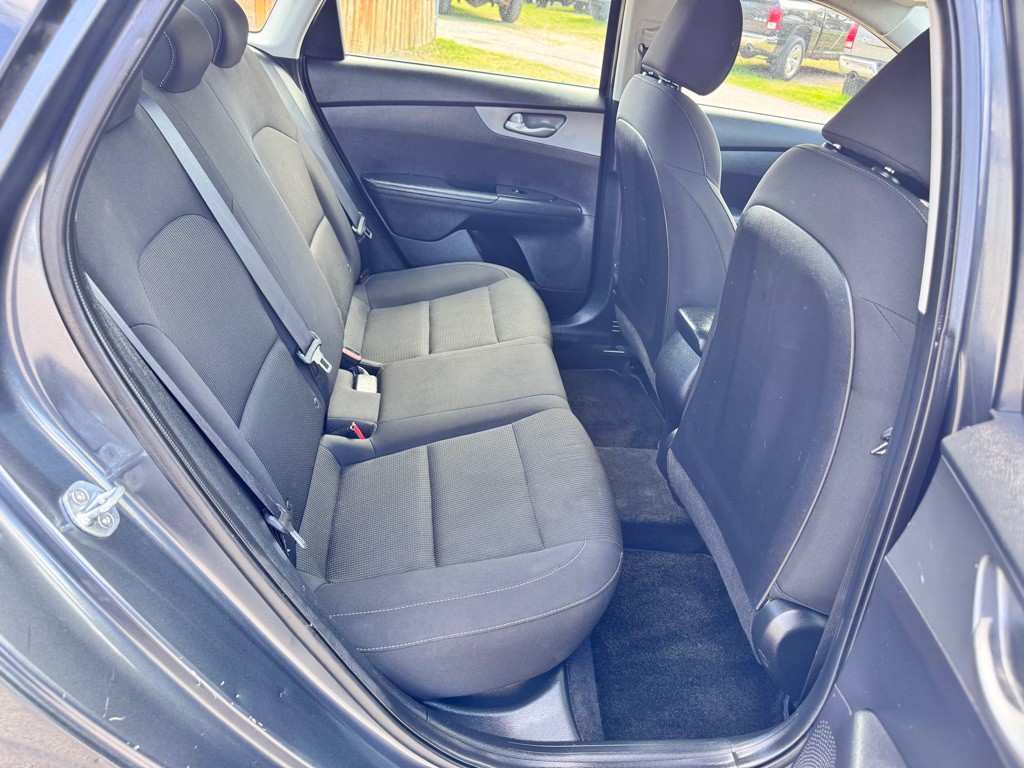 2021 Kia Forte Image 15