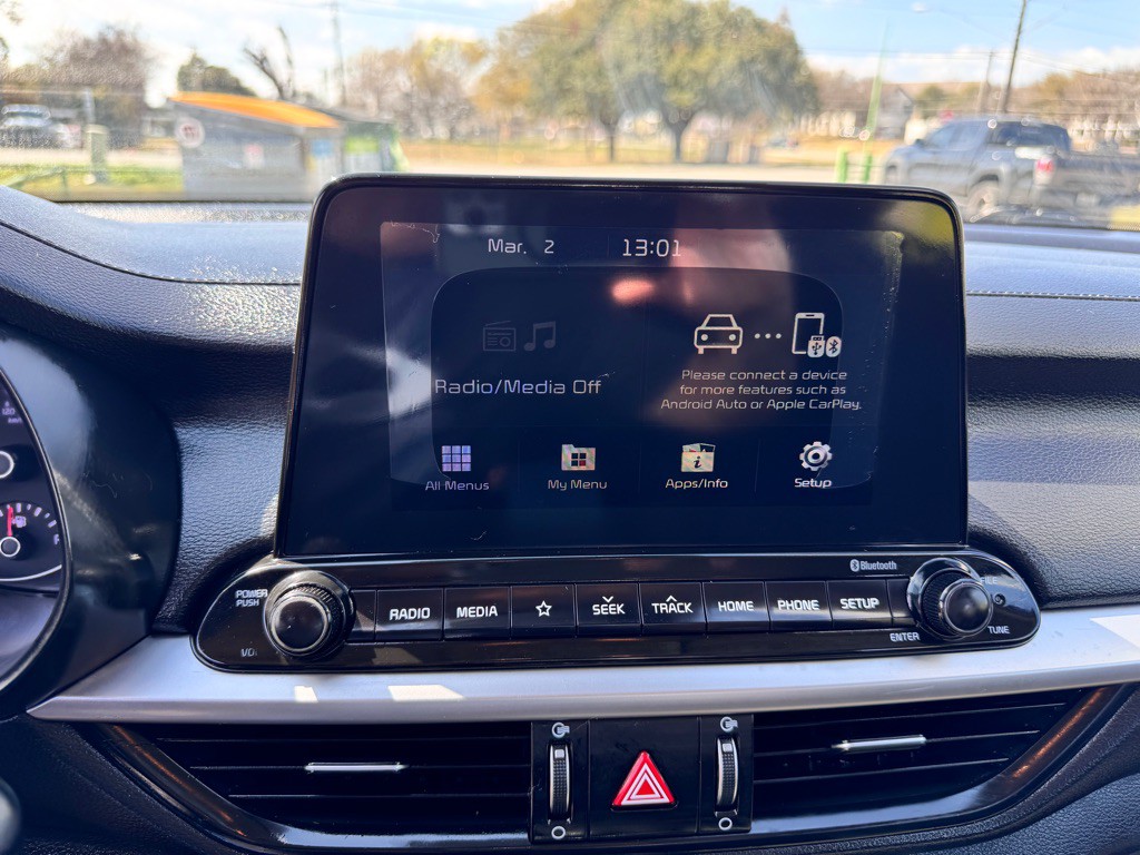 2021 Kia Forte Image 28