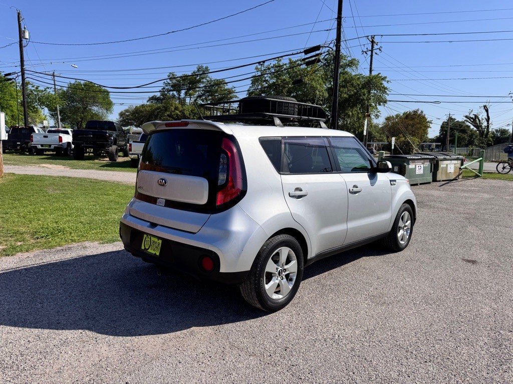 2017 Kia Soul Image 4