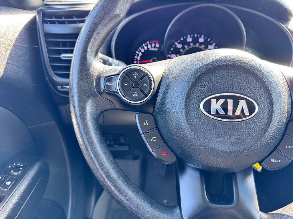 2017 Kia Soul Image 21