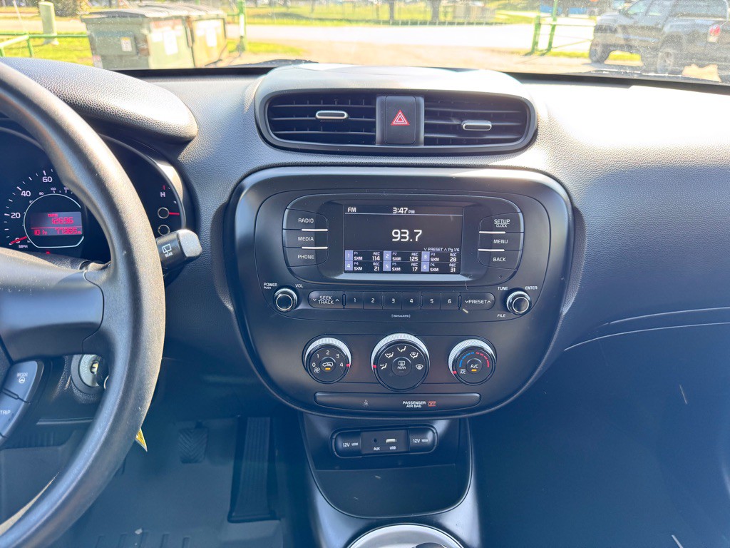 2017 Kia Soul Image 23