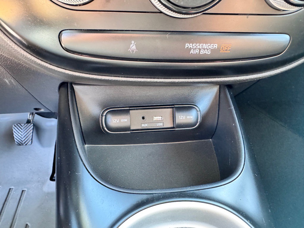 2017 Kia Soul Image 26