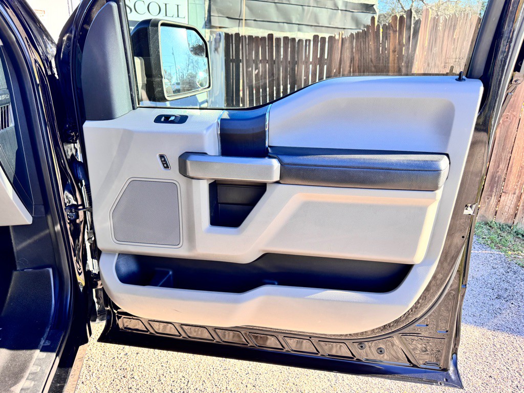 2017 Ford F-150 Image 16