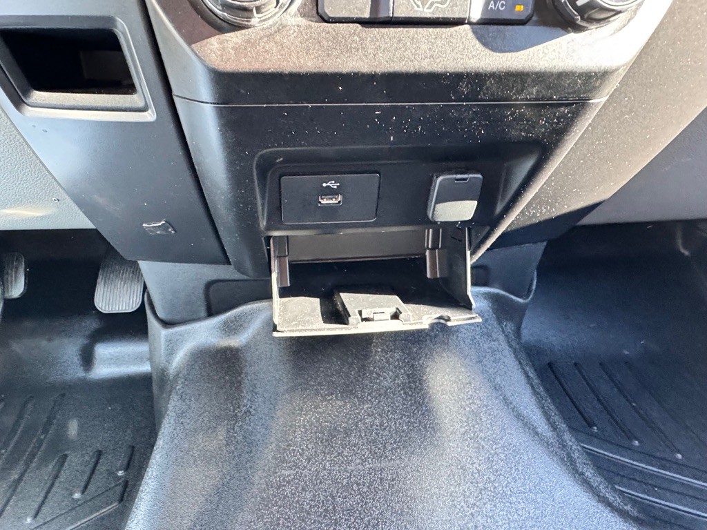 2017 Ford F-150 Image 27