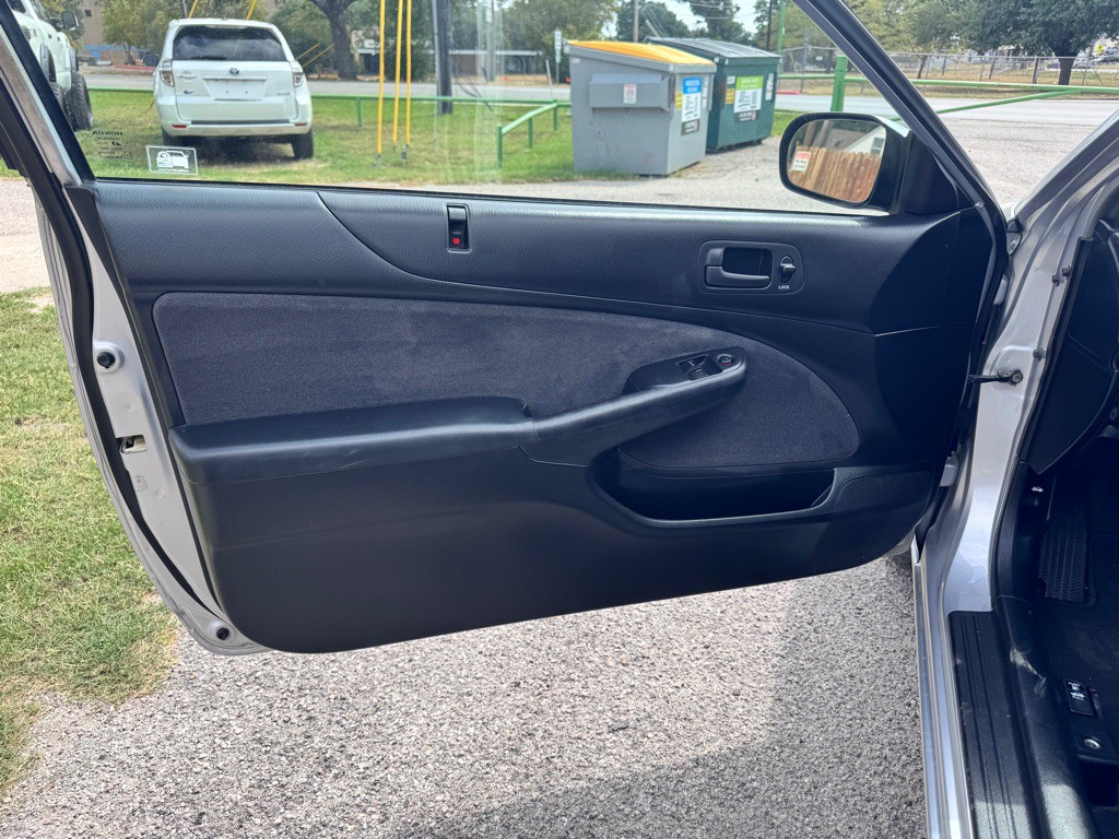 2005 Honda Civic Image 11
