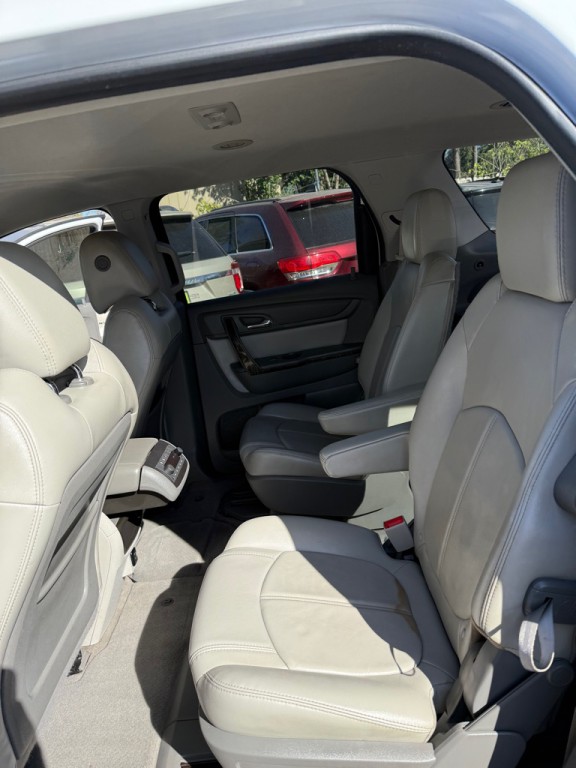 2017 GMC Acadia Image 10