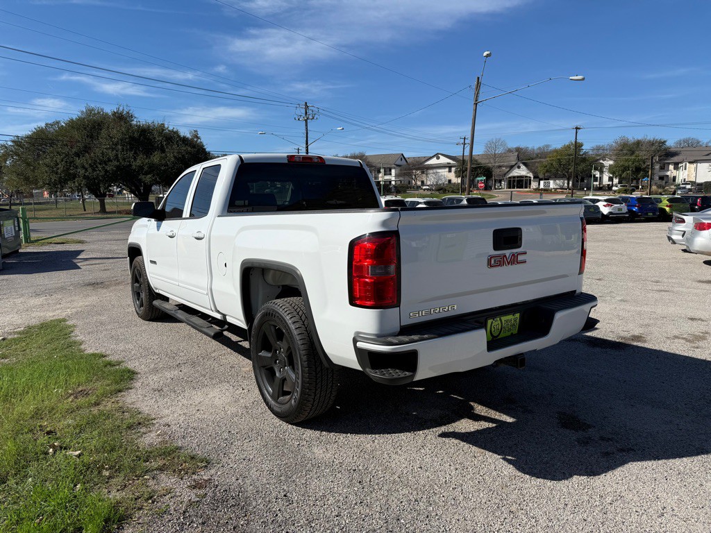 2017 GMC Sierra Image 5