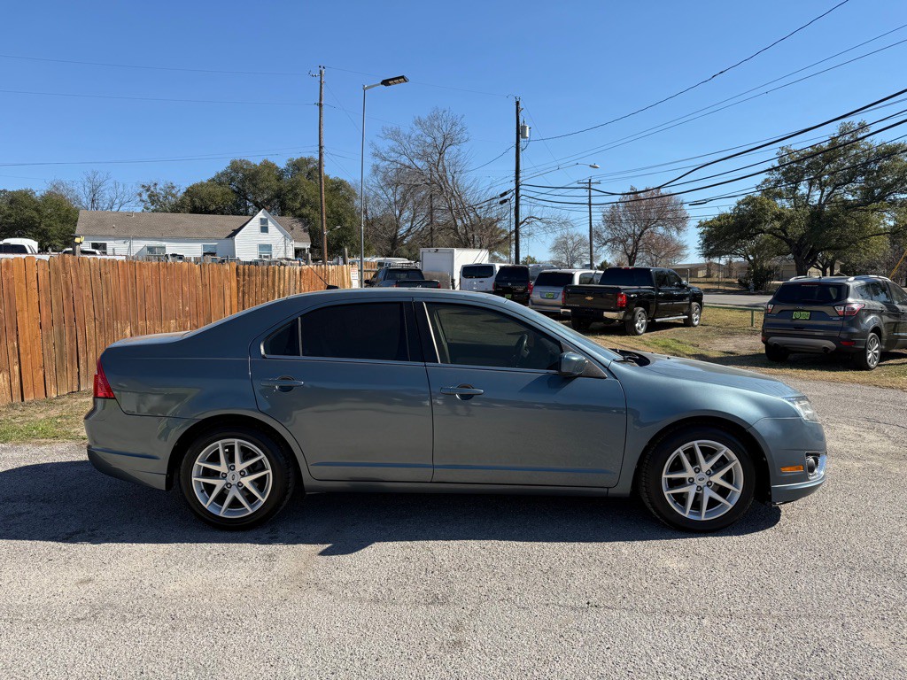 2012 Ford Fusion Image 2