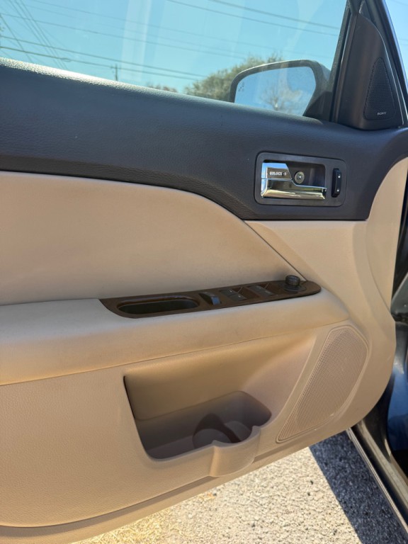 2012 Ford Fusion Image 9