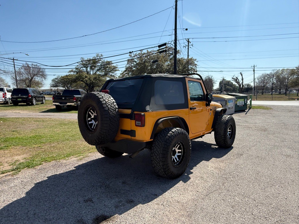2012 Jeep Wrangler Image 3