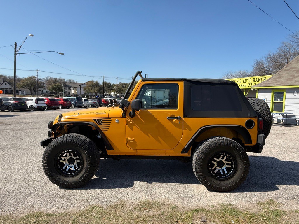 2012 Jeep Wrangler Image 6