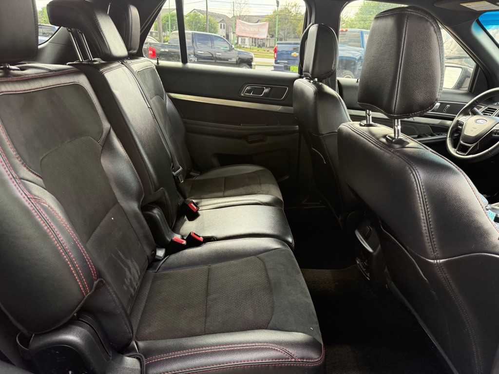 2019 Ford Explorer Image 21