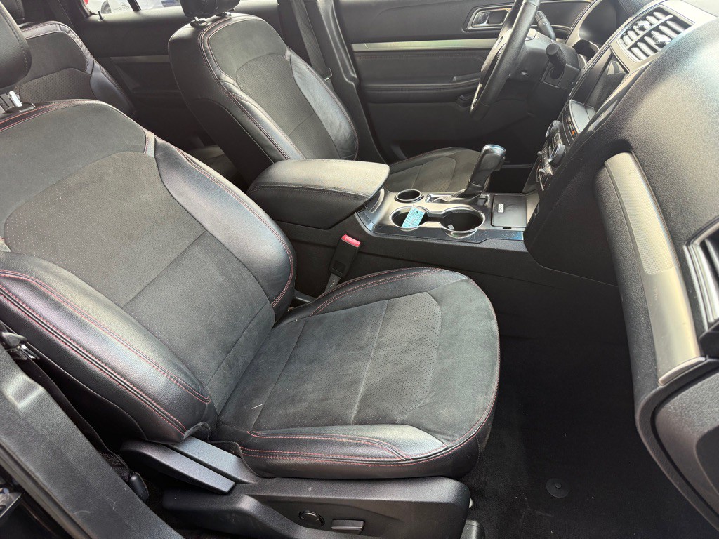 2019 Ford Explorer Image 23