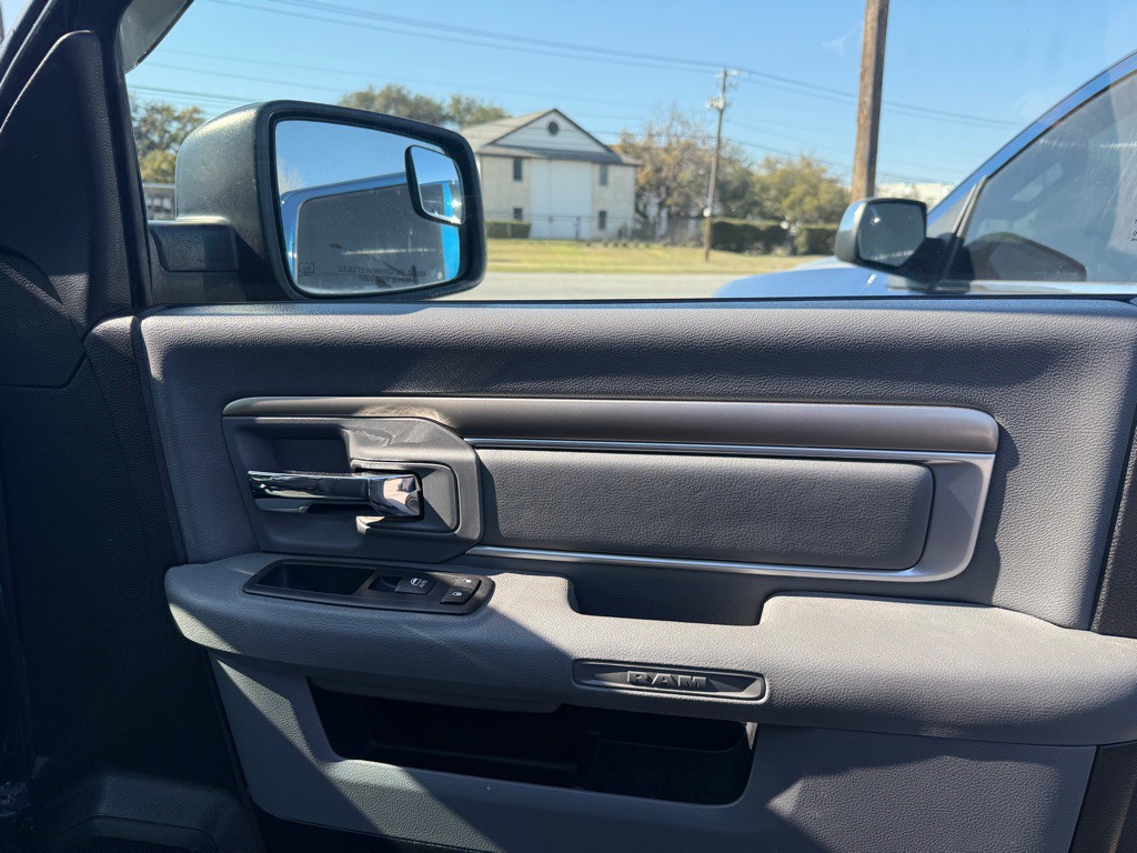 2016 RAM 1500 Image 15