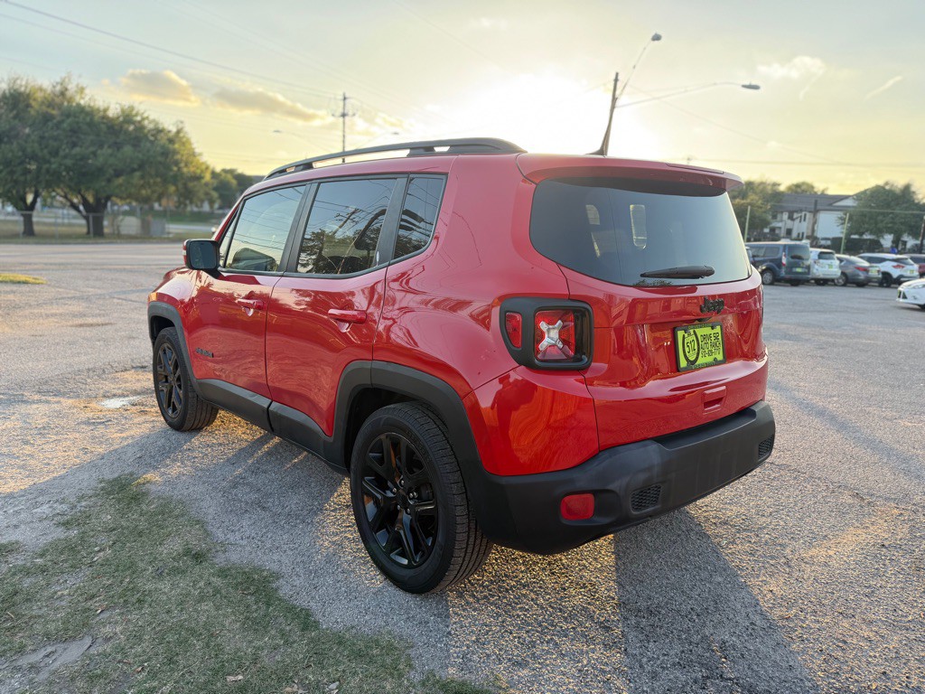 2018 Jeep Renegade Image 4