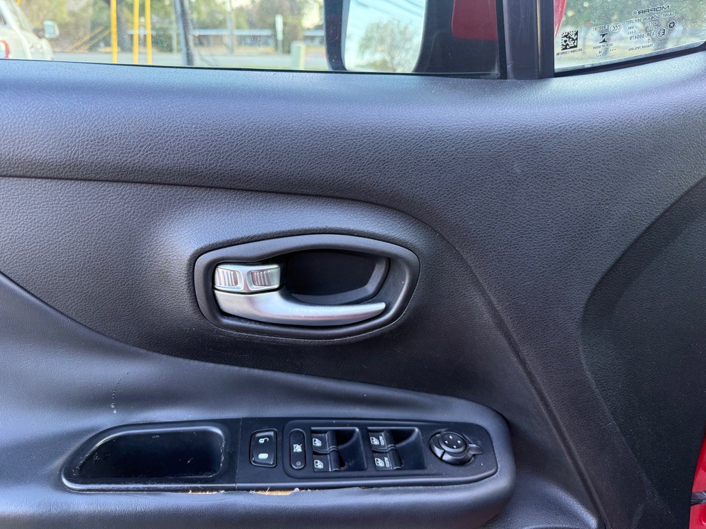 2018 Jeep Renegade Image 8