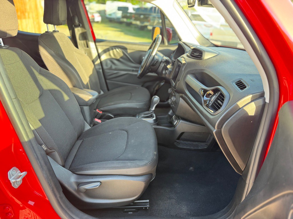 2018 Jeep Renegade Image 18