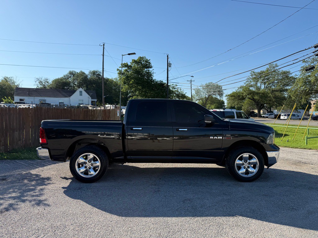 2016 RAM 1500 Image 2