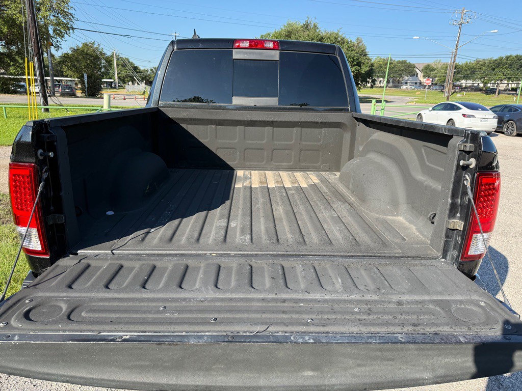 2016 RAM 1500 Image 17