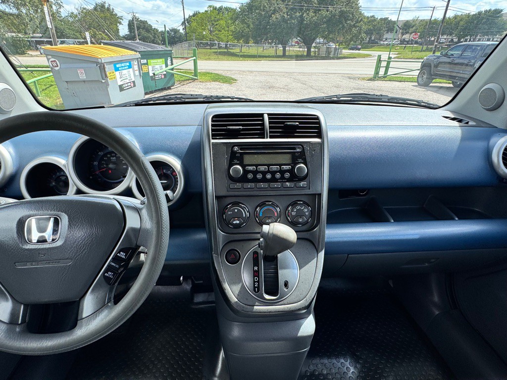 2003 Honda Element Image 24