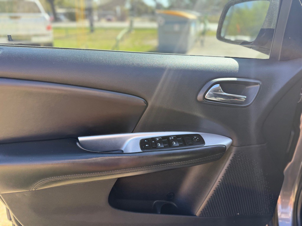 2015 Dodge Journey Image 9