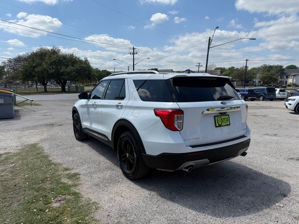 2021 Ford Explorer Image 6