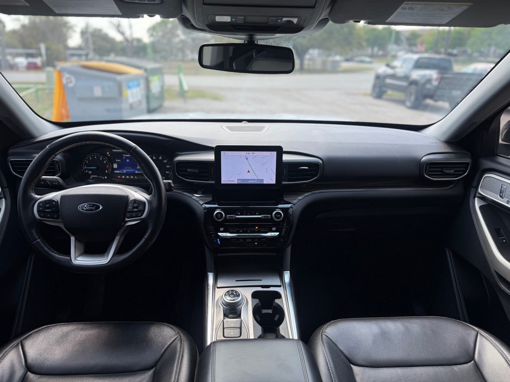 2021 Ford Explorer Image 15