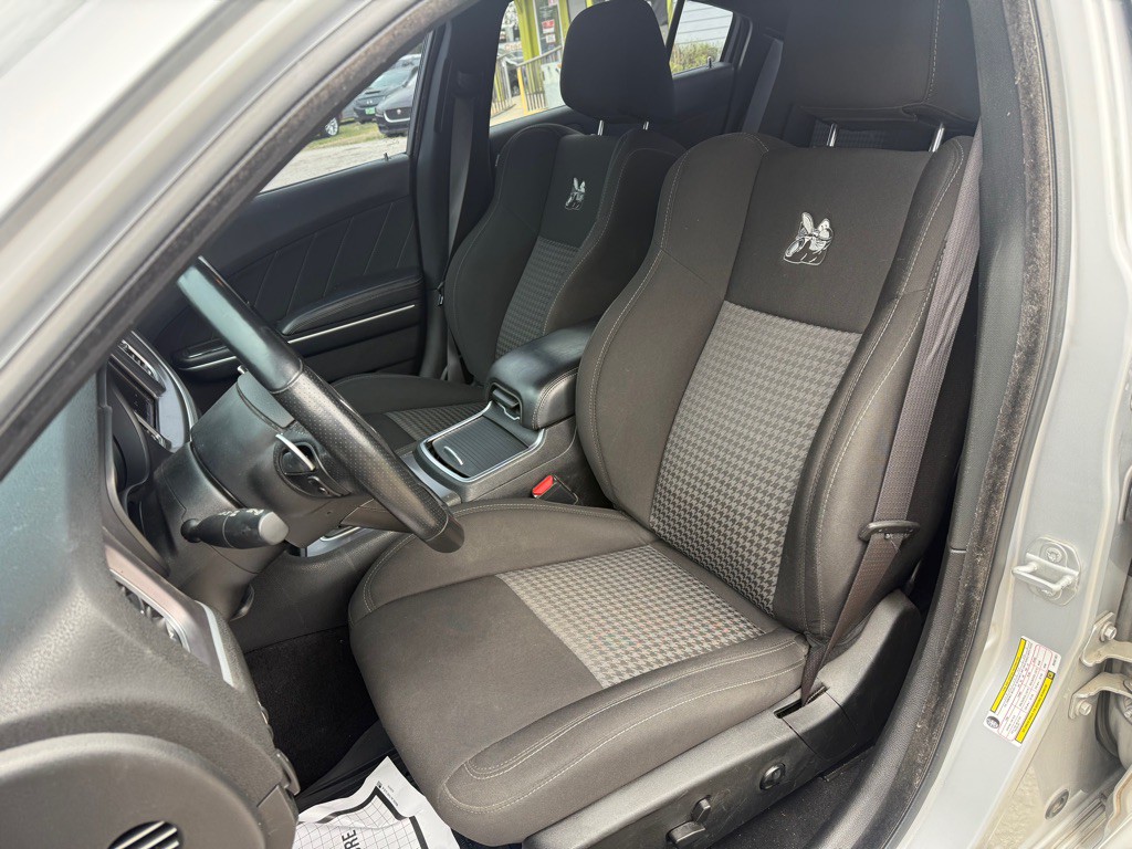 2021 Dodge Charger Image 10