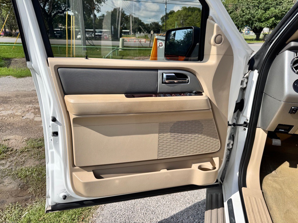 2014 Ford Expedition Image 10