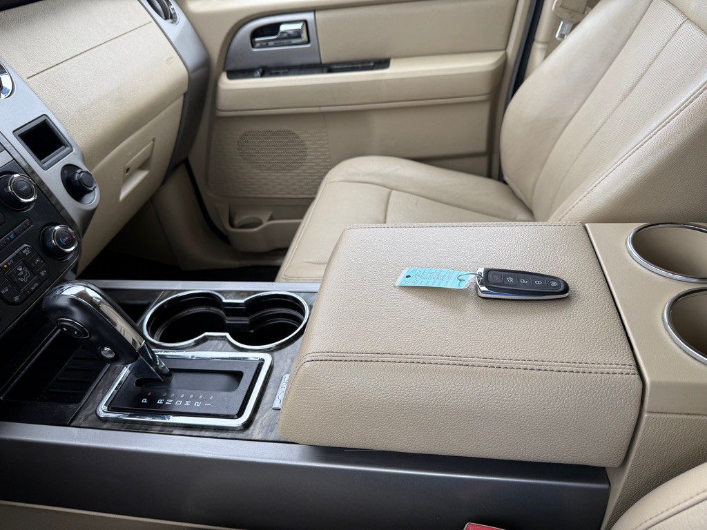 2017 Ford Expedition Image 14