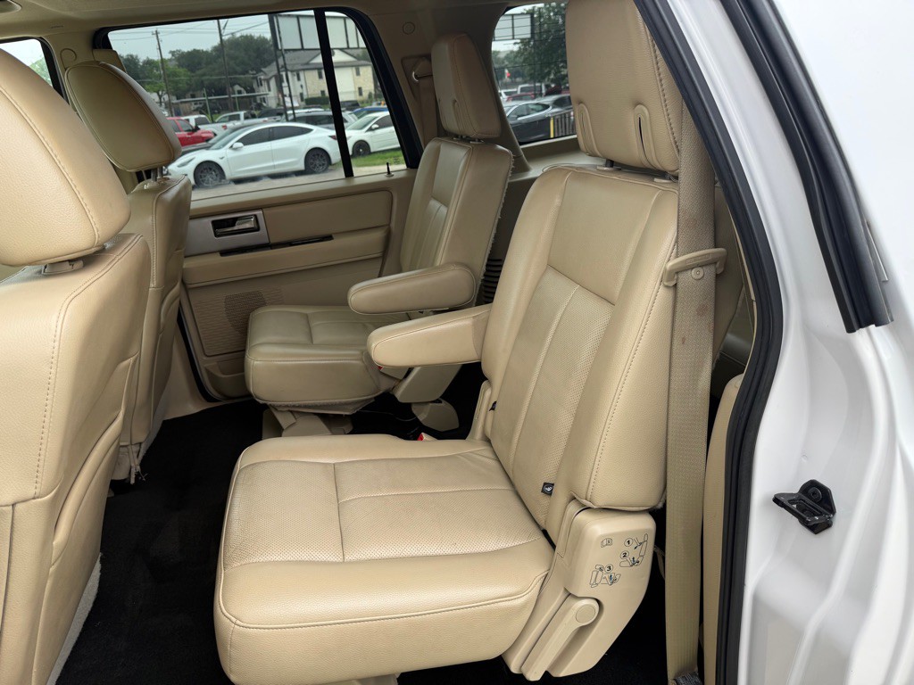 2017 Ford Expedition Image 21