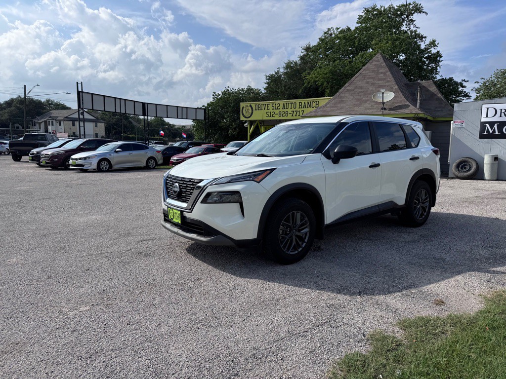 2022 Nissan Rogue Image 8