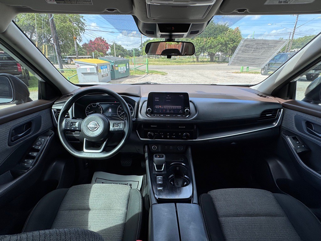 2022 Nissan Rogue Image 18