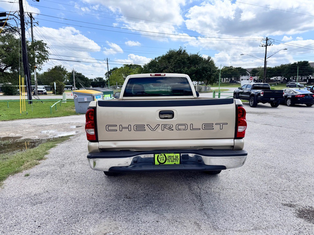 2004 Chevrolet Silverado 1500 Image 5
