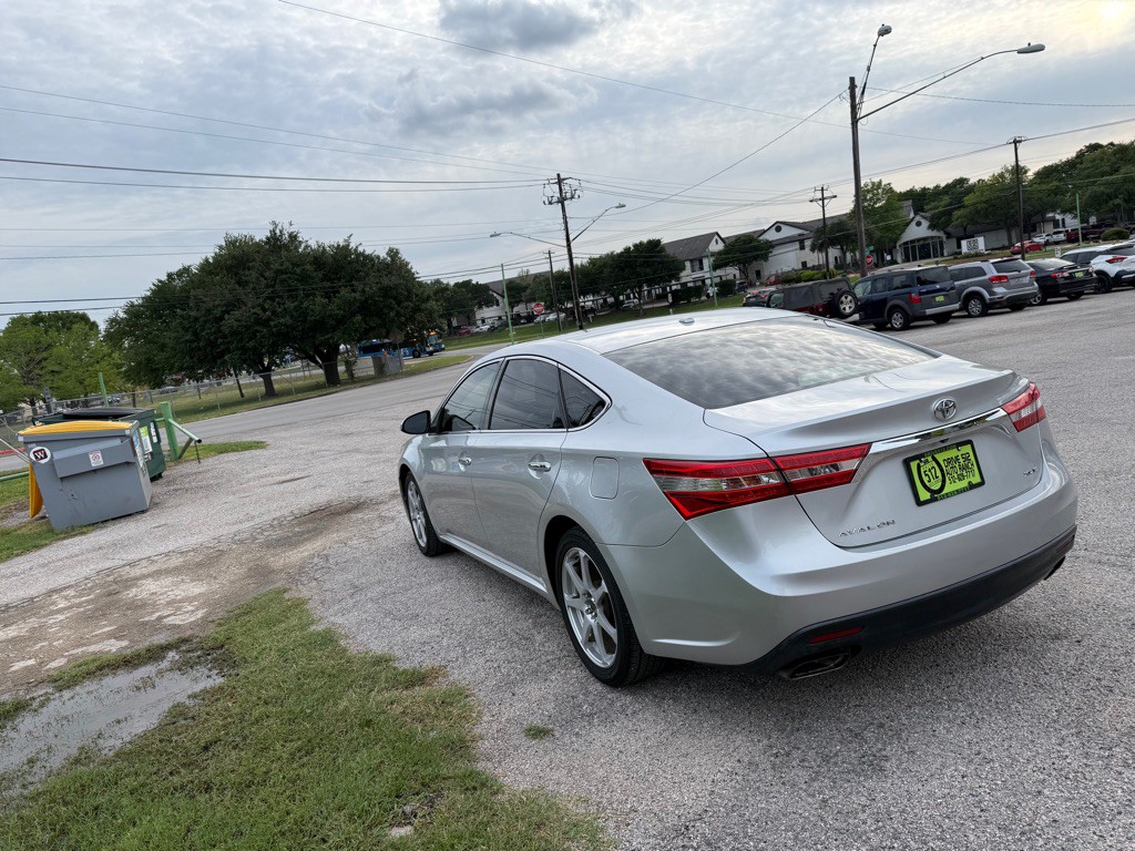 2013 Toyota Avalon Image 5